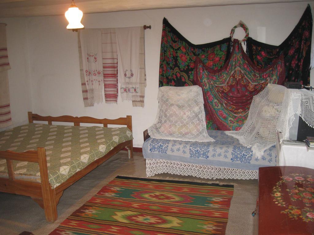 בית הארחה Dybintsy 	Maliovnytsya מראה חיצוני תמונה